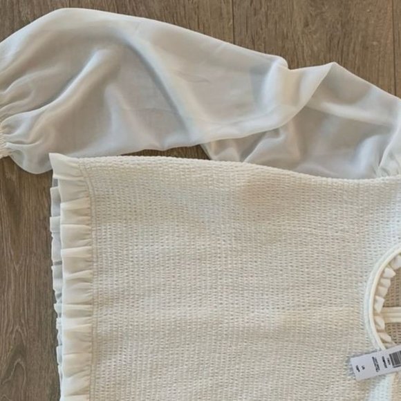 Wilfred Tempest Blouse | Aritzia - Picture 3 of 3